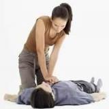 Массаж сердца повышает шансы выживаемости при инфаркте