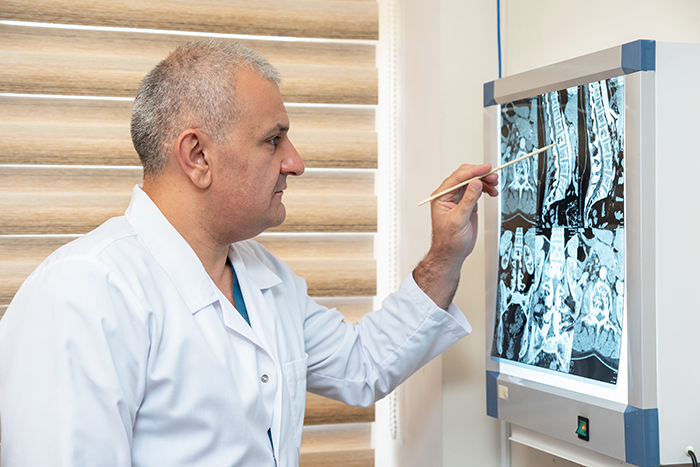 В МЦ &laquo;Наири&raquo; проведены уже более ста операций на головном мозге с применением нейронавигационной системы StealthStation