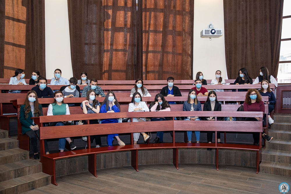 &laquo;Սինկո&raquo; ուսանողական նախաձեռնությունը վերադառնում է՝ կլինիկական դեպքեր քննարկելու նպատակով