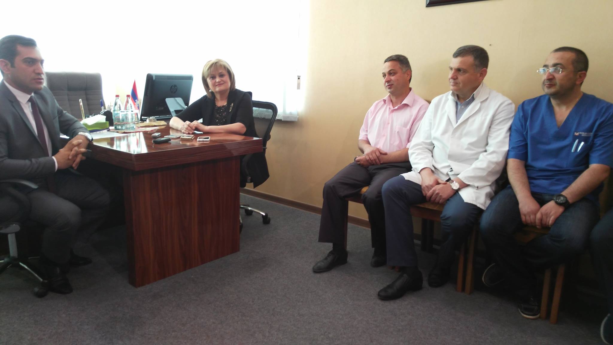 &laquo;Լիկվոր&raquo; դեղագործական ընկերությունը Հանրապետական բժշկական կենտրոնին ակնաբուժական նոր սարքավորում է նվիրել