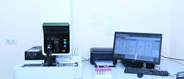 Մեր զրուցակիցն է &laquo;Արաբկիր&raquo; բժշկական համալիրի տնօրեն Արման Բաբլոյանը, ում հետ խոսեցինք կենտրոնի ներկայում իրականացվող ծառայությունների և ապագա ծրագրերի մասին